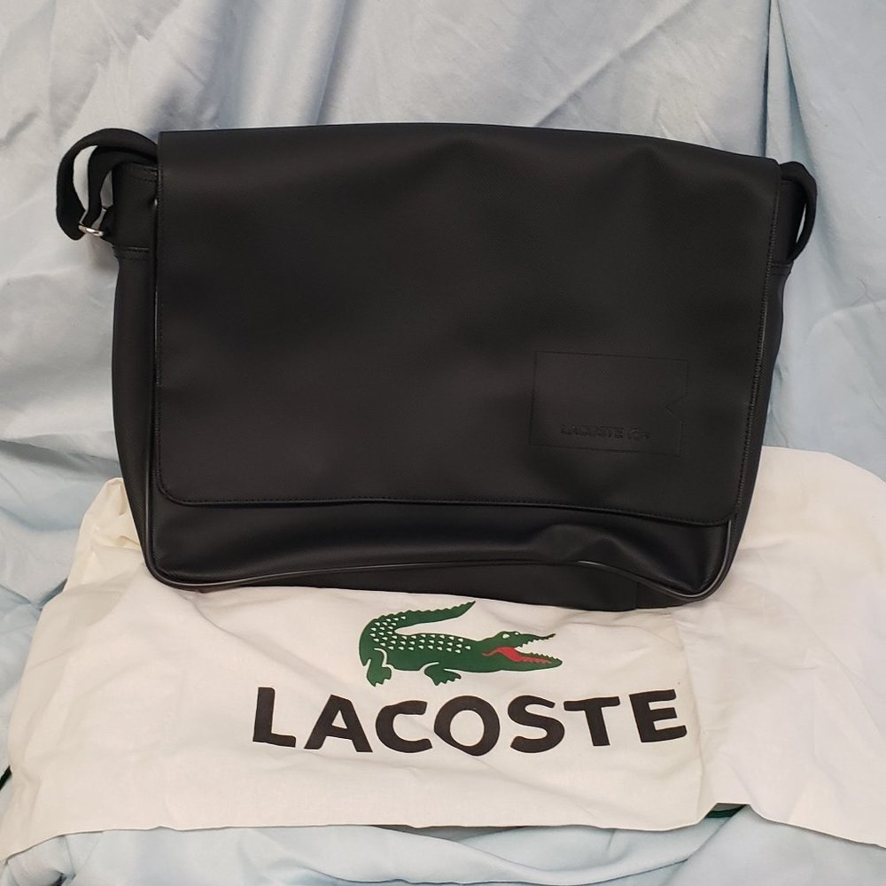 LACOSTE Large Messenger/Laptop Bag in Black